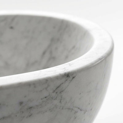 Carrara Polished Marble Oval Freestanding Bathtub — marble detail
