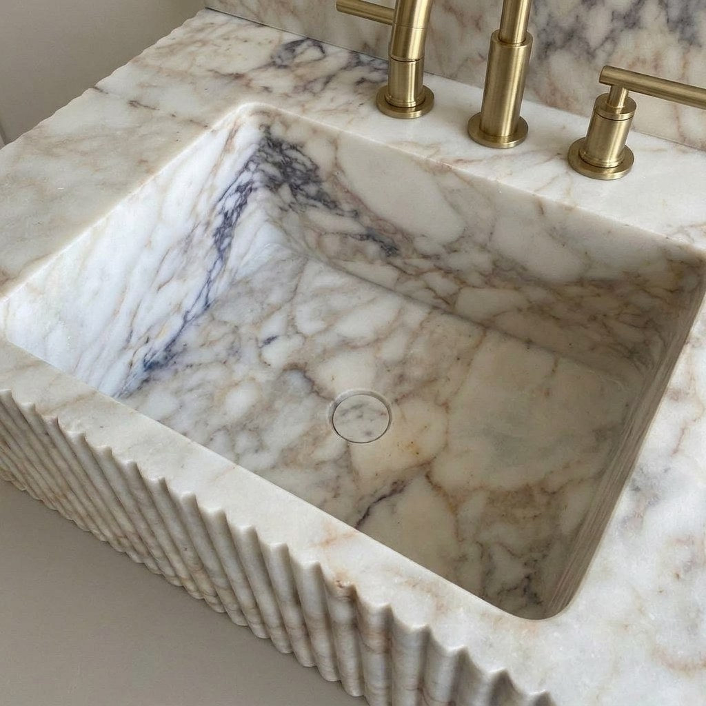 Calacatta Viola Fluted Marble Sink with Backsplash — detail — view 4