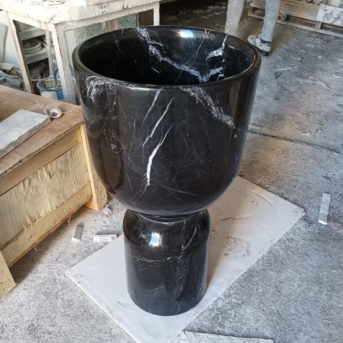 Black Marble Pedestal Sink – Nero Marquina Freestanding Basin for Powder Rooms and Luxury Bathrooms M6S38 — view 1