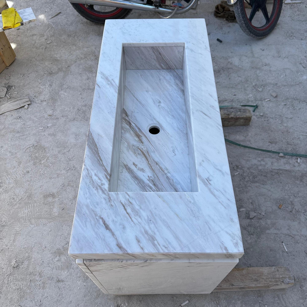 Luxury Marble Bathroom Vanity with Integrated Sink and Gold Handles – Customizable Stone Cabinet for Modern Interiors M6F29 — view 4