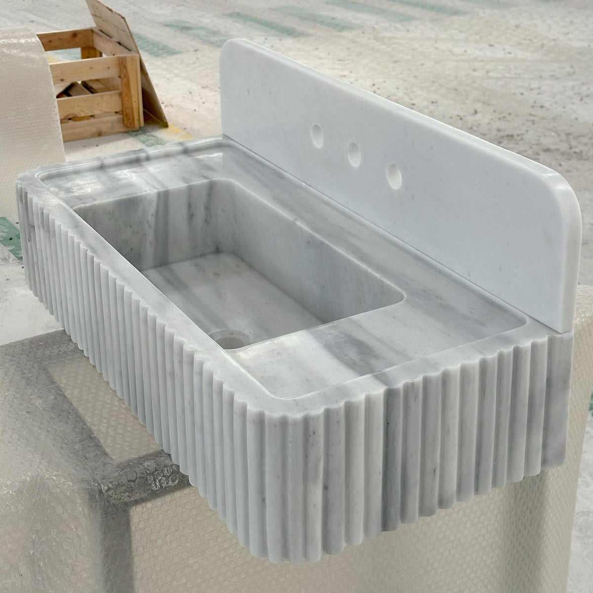 Carrara Marble Wall Mounted Sink – Fluted Stone Vanity with Integrated Backsplash for Modern Bathrooms M6S52 — view 5