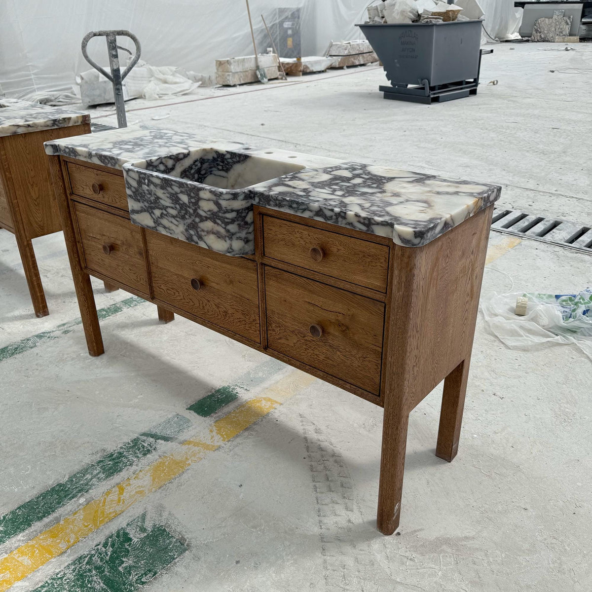 Calacatta Viola Marble Sink with Solid Wood Vanity – Farmhouse Apron Sink Cabinet for Luxury Bathroom Projects M6F001 — view 4
