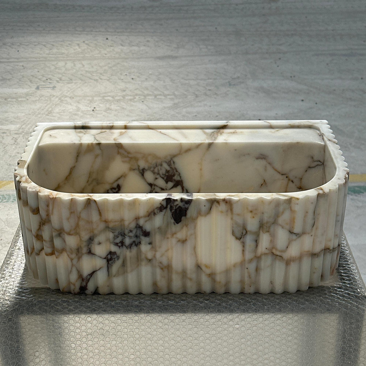 Calacatta Gold Marble Sink – Fluted Rectangular Stone Basin with Rounded Edges for Luxury Powder Room Vanities M6S41 — view 4