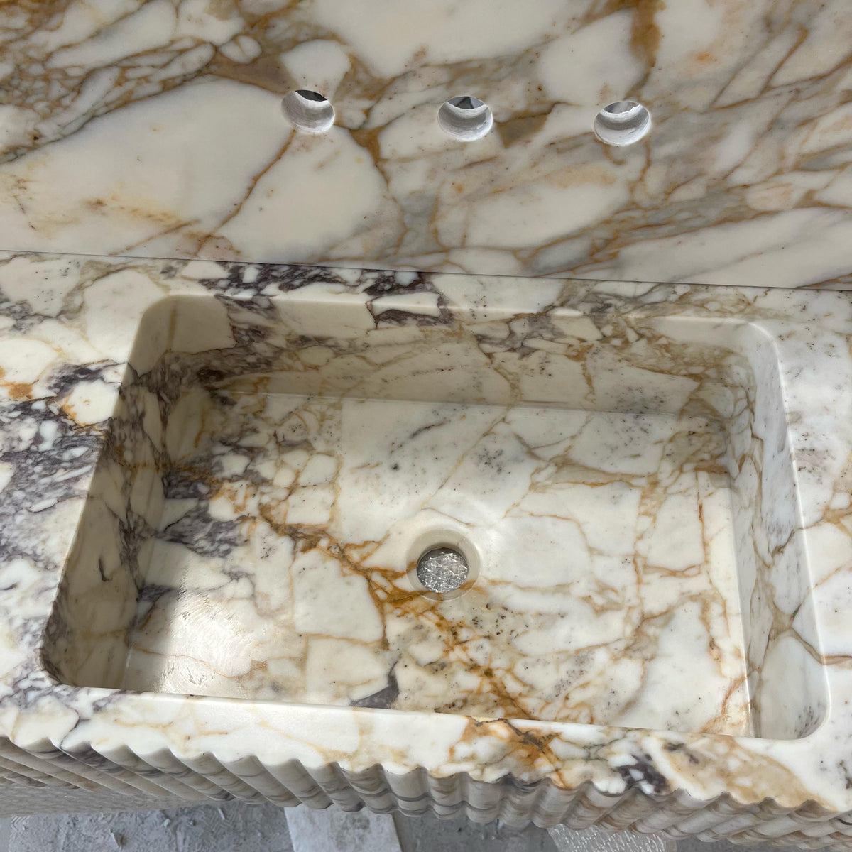 Natural Stone Sink with Backsplash, Wall Mounted Marble Vanity, Calacatta Monet Sink for Small Bathroom, Handcrafted Marble Basin M6S016 — view 4